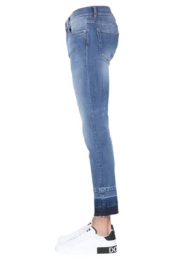 Dolce & Gabbana Distressed Straight-Leg Jeans - Blue 11 Dolce & Gabbana Distressed Straight-Leg Jeans - Blue -Cheap Vestureo Store 3bb1a877d60d9ac3a564d9a4b08af945