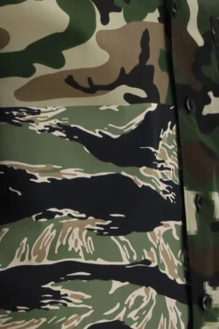 ( New Season ) Dolce & Gabbana Camouflage Printed Short-Sleeved Shirt - Multi -Cheap Vestureo Store f938cc6d72d813f48dd7094a6cd9ab19